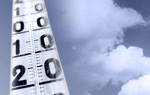Thermometer vor Wolkenhimmel &copy; Getty Images, dpa, Montage: BR